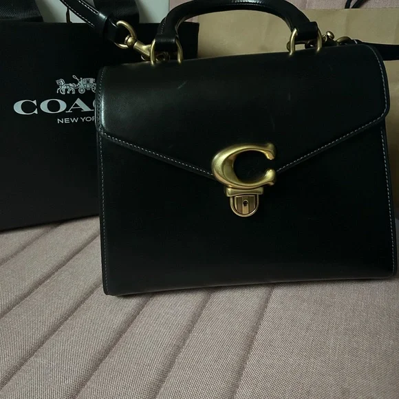 Black Coach Sammy with Gold 'C' Lock - Picture 1 of 3
